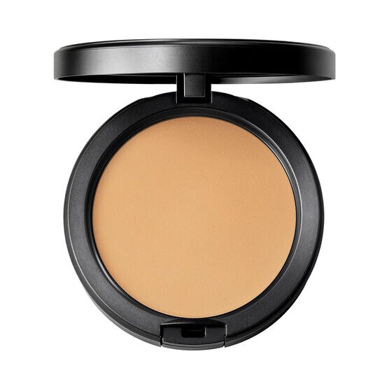 BASE NC38  STUDIO FIX POWDER 